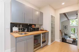 3114 W Hawthorne Rd, Tampa, FL 33611 - Photo 23