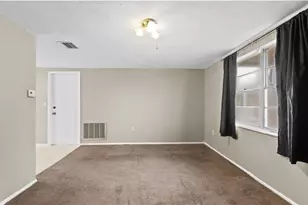 9310 Lido Ln, Port Richey, FL 34668 - Photo 5