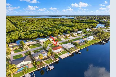 9398 Sun Isle Drive NE, Saint Petersburg, FL 33702 - Photo 27