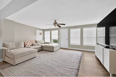 9398 Sun Isle Drive NE, Saint Petersburg, FL 33702 - Photo 7
