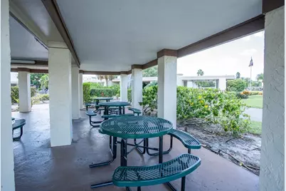 5501 80th Street N #303, Saint Petersburg, FL 33709 - Photo 31