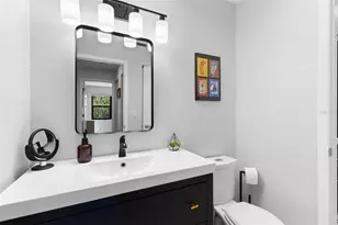 484 Santa Cruz Pl NE, Saint Petersburg, FL 33703 - Photo 19