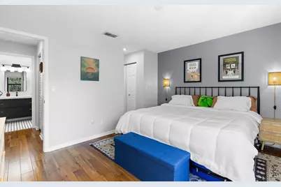 484 Santa Cruz Place NE #E, Saint Petersburg, FL 33703 - Photo 15