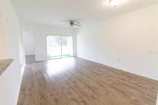 9510 Newdale Way, Riverview, FL 33578 - Photo 5