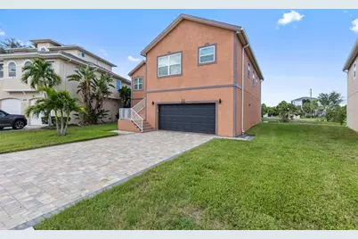 1081 S Pointe Alexis Drive, Tarpon Springs, FL 34689 - Photo 3