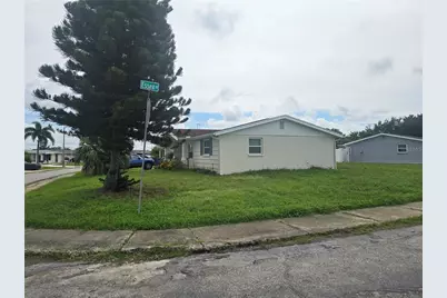 2055 Norfolk Drive, Holiday, FL 34691 - Photo 3