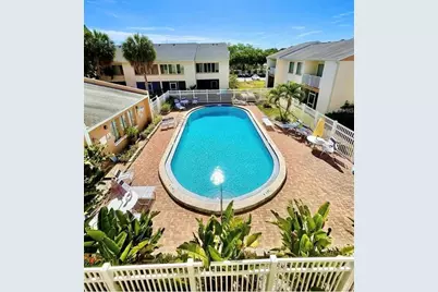 9960 5th Street N #301, Saint Petersburg, FL 33702 - Photo 1