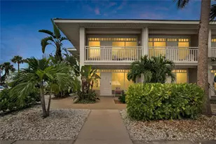611 Destiny Dr, Ruskin, FL 33570 - Photo 1