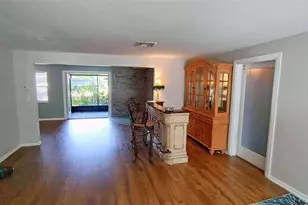 257 5th St NW, Largo, FL 33770 - Photo 5