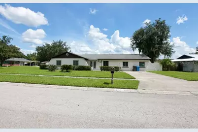 815 Bishop Place, Seffner, FL 33584 - Photo 1