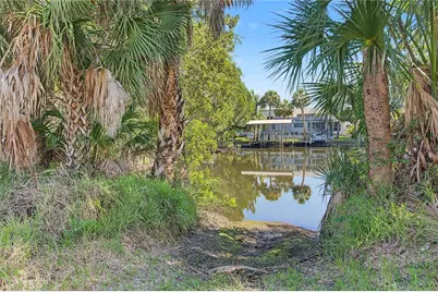 10933 W Fort Island Trail, Crystal River, FL 34429 - Photo 11