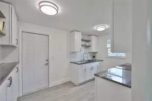 2028 N Betty Ln, Clearwater, FL 33755 - Photo 7