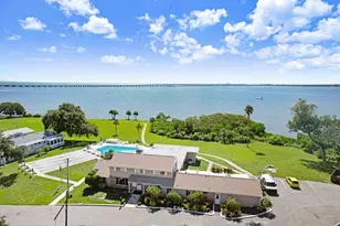 585 Sky Harbor Dr, Clearwater, FL 33759 - Photo 3