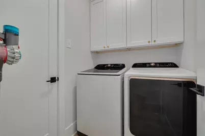 233 8th Street N, Saint Petersburg, FL 33701 - Photo 25