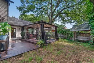 3721 Village Estates Pl, Tampa, FL 33618 - Photo 27