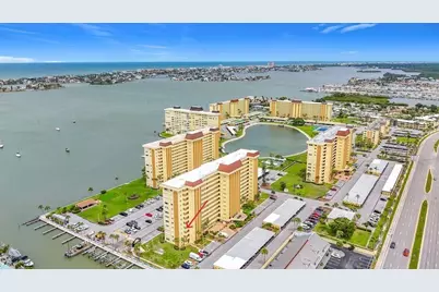 4550 Cove Circle #502, Saint Petersburg, FL 33708 - Photo 1