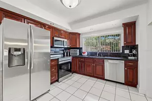 8239 Vassar Cir, Tampa, FL 33634 - Photo 11
