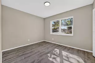2114 53rd St S, Gulfport, FL 33707 - Photo 11