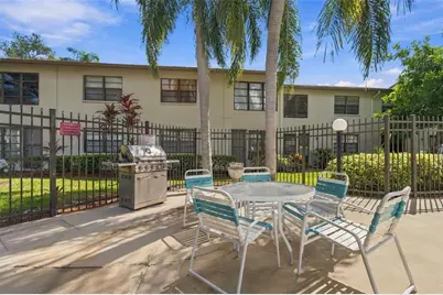 3036 Eastland Boulevard #E105, Clearwater, FL 33761 - Photo 25
