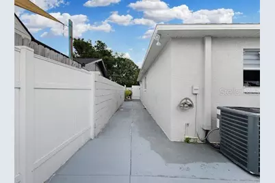 3615 Marco Dr Drive, Tampa, FL 33614 - Photo 37