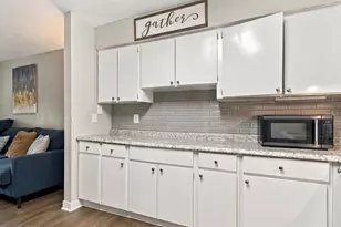 1504 E Poinsettia Ave, Tampa, FL 33612 - Photo 21
