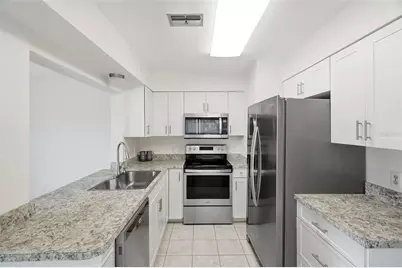 16602 Brigadoon Drive, Tampa, FL 33618 - Photo 9