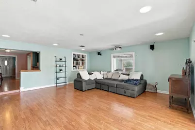 3909 W Powhatan Avenue, Tampa, FL 33614 - Photo 21