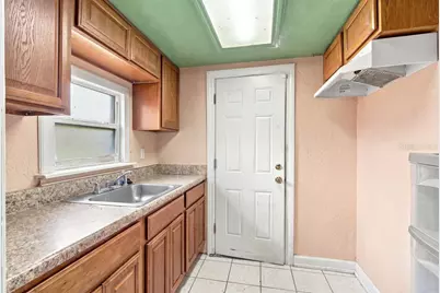 3909 W Powhatan Avenue, Tampa, FL 33614 - Photo 23