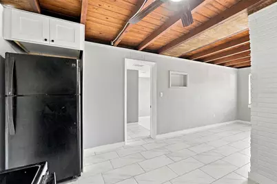 4684 16th Avenue S, Saint Petersburg, FL 33711 - Photo 7