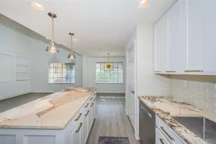 5215 Beach Breeze Ct, Tampa, FL 33609 - Photo 17