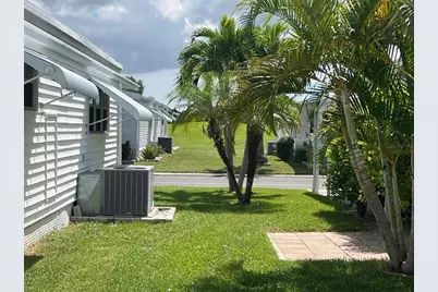 19 Pindo Palm Street W, Largo, FL 33770 - Photo 7