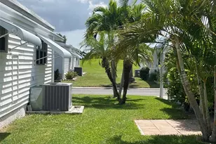 19 Pindo Palm St W, Largo, FL 33770 - Photo 7