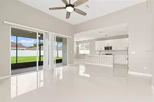 1028 Appian Pl, Wesley Chapel, FL 33543 - Photo 9