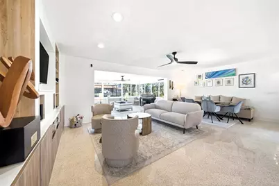 3800 Beach Drive SE, Saint Petersburg, FL 33705 - Photo 3