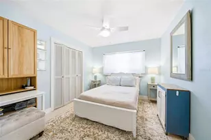 3800 Beach Dr SE, Saint Petersburg, FL 33705 - Photo 21