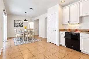 16013 Stags Leap Dr, Lutz, FL 33559 - Photo 11