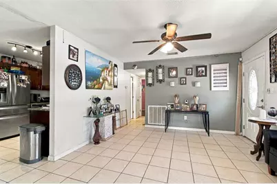 12408 N Boulevard, Tampa, FL 33612 - Photo 7