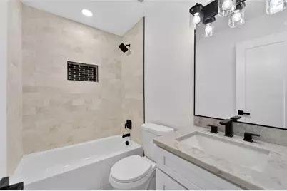 4810 Del Rio Way S, Gulfport, FL 33711 - Photo 17