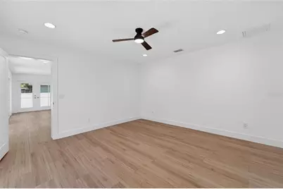 4810 Del Rio Way S, Gulfport, FL 33711 - Photo 31