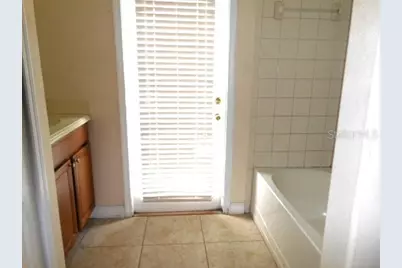 10524 Shady Preserve Drive, Riverview, FL 33579 - Photo 13