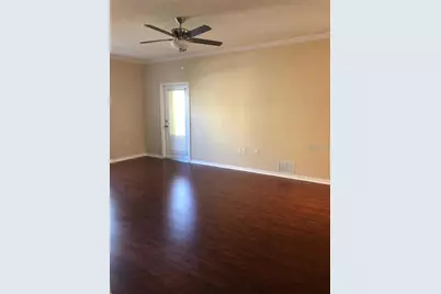 10205 Courtney Palms Boulevard #203, Tampa, FL 33619 - Photo 9
