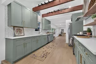 911 29th St N, Saint Petersburg, FL 33713 - Photo 17