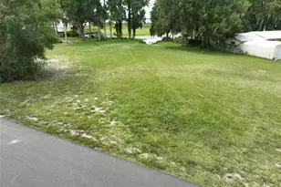 7953 W Riverbend Rd, Crystal River, FL 34428 - Photo 1
