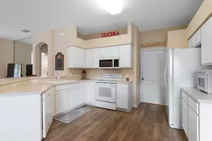 2635 Eagle Greens Dr, Plant City, FL 33566 - Photo 11