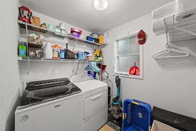 1221 Queen St N, Saint Petersburg, FL 33713 - Photo 23