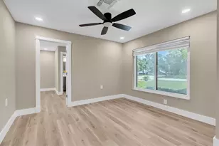 10531 Meadow Hill Dr, Port Richey, FL 34668 - Photo 9
