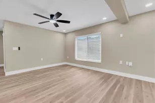 10531 Meadow Hill Dr, Port Richey, FL 34668 - Photo 11