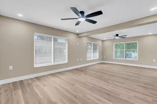 10531 Meadow Hill Dr, Port Richey, FL 34668 - Photo 5