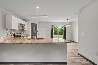 6104 Shiprock Avenue, Spring Hill, FL 34608 - Photo 9
