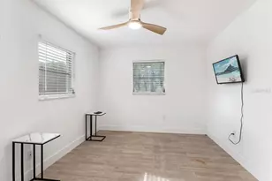 300 & 302 Briarwood Rd, Venice, FL 34293 - Photo 17